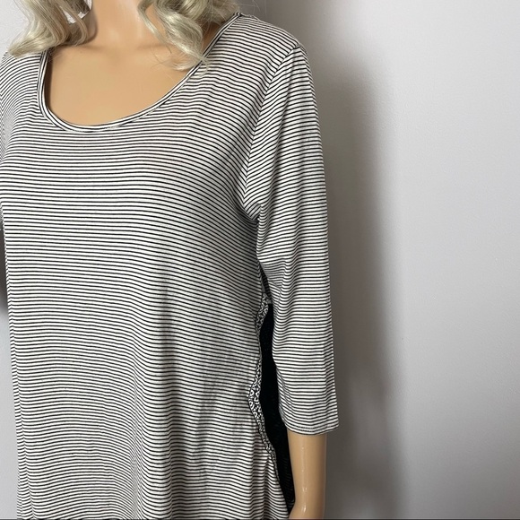 Francesca’s Bird Cage Striped Top Lace Side Panels 3/4 Sleeve Size Small - Picture 3 of 13